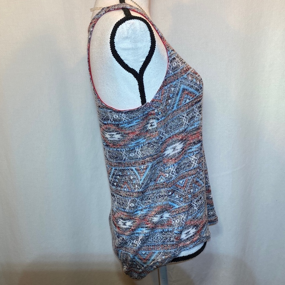 Wallflower Razorback Relaxed Tank - Picture 2 of 12